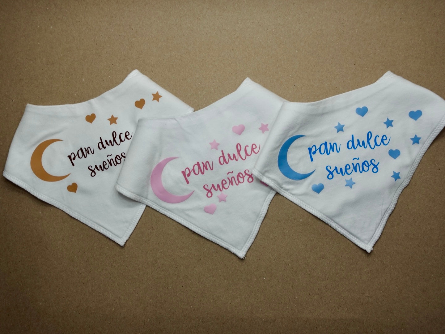3 PC - Pan Dulce Suenos BIBS
