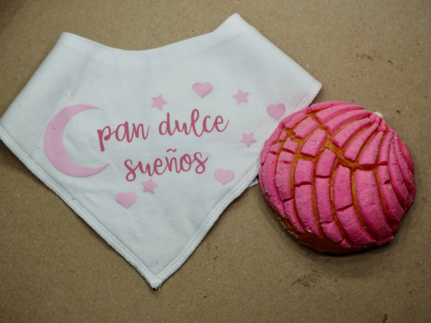 3 PC - Pan Dulce Suenos BIBS