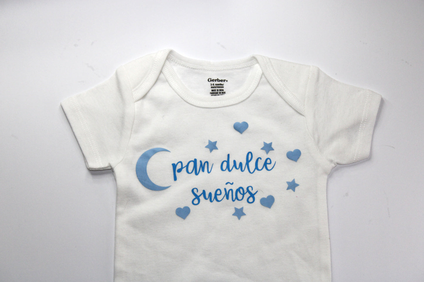 Azul - Pan Dulce Sueños Onesie